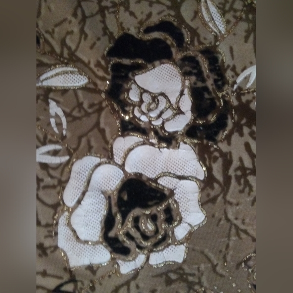 T-C Fashion Top - Picture 4 of 8